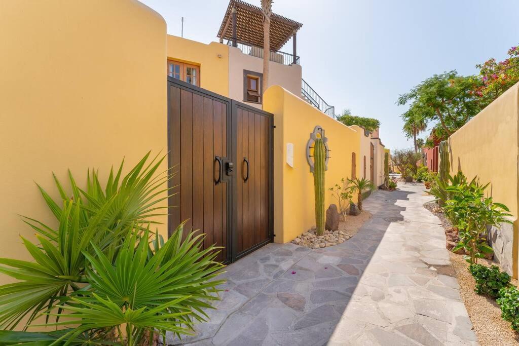 Вилла Casa Amarilla By Casago Лорето Экстерьер фото